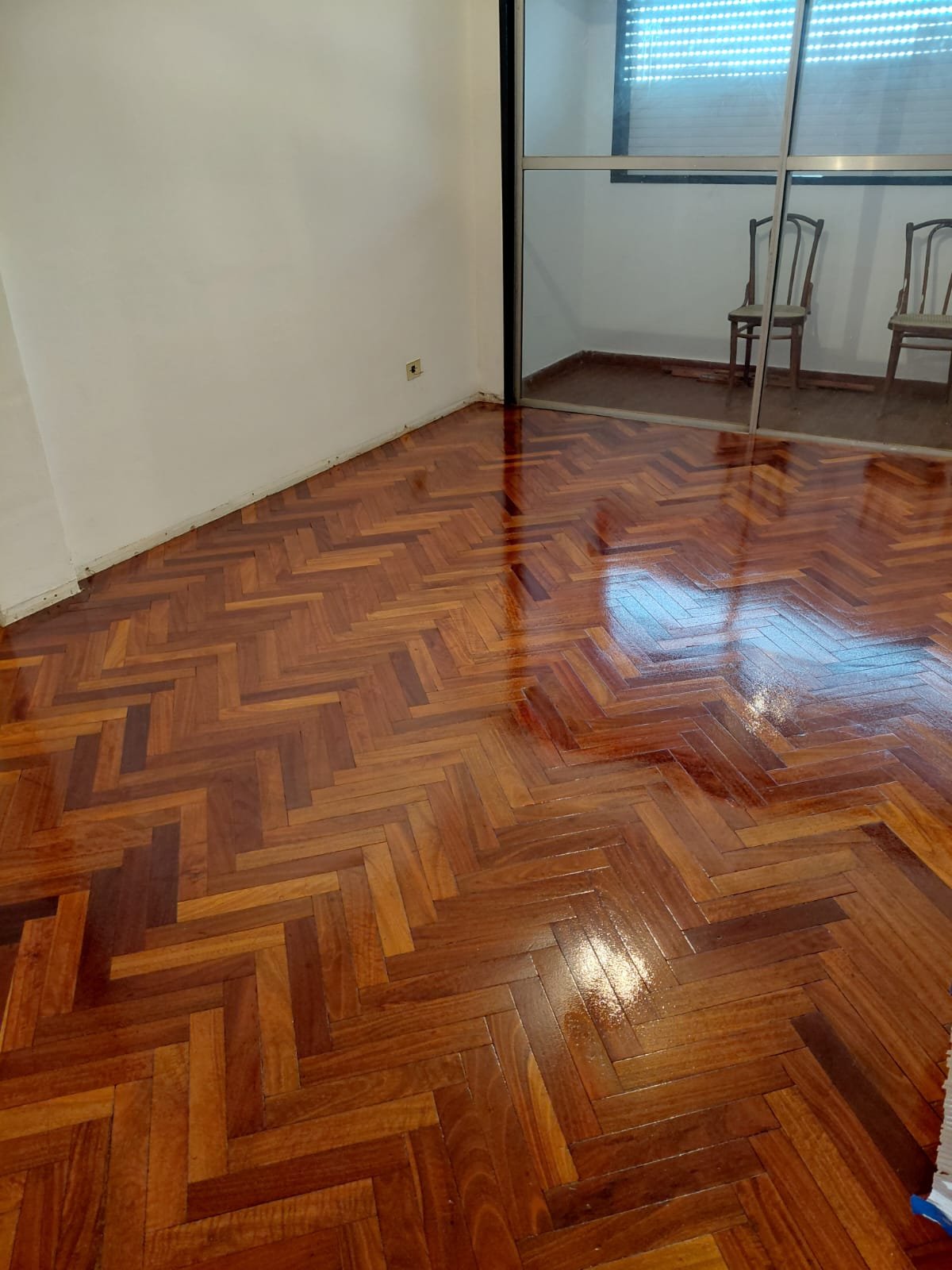 Piso de parquet restaurado